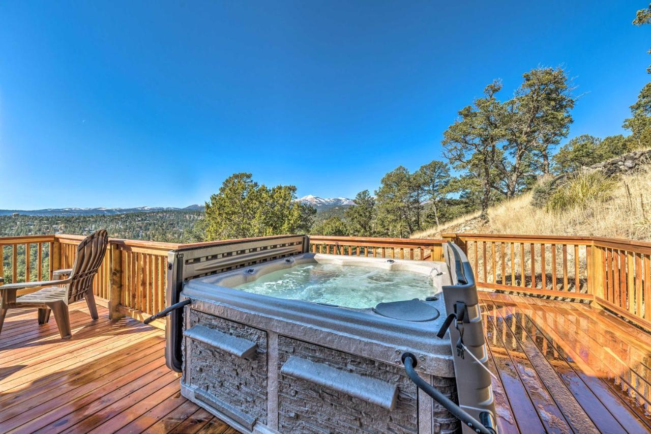 Mountains Majesty Cabin With Hot Tub And Mtn Views! Villa Ruidoso Eksteriør bilde